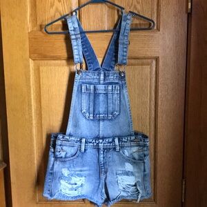 Forever 21 Junior bibs 25